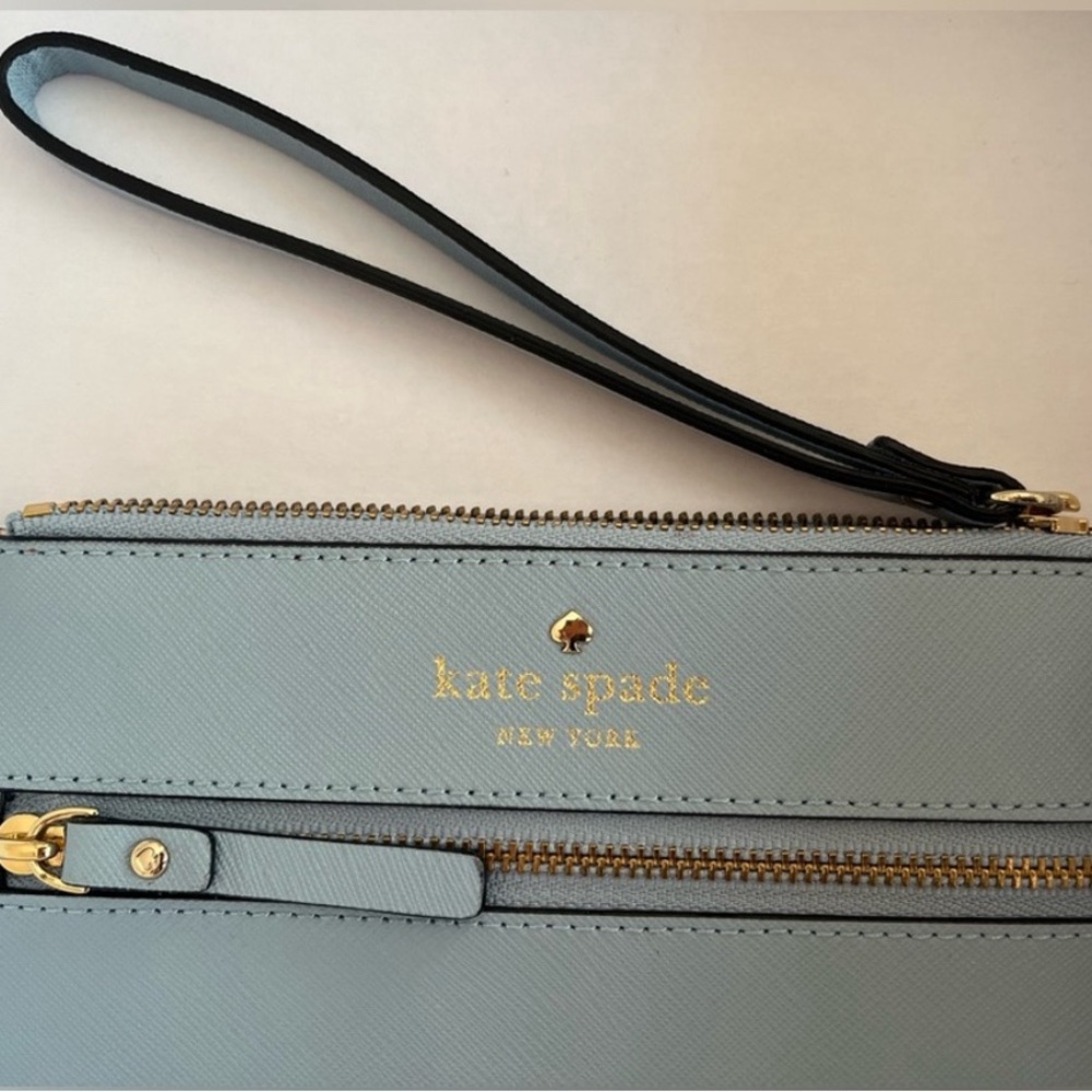 Kate Spade Baby Blue Wristlet with Smooth Leather Finish - Picture 5 of 7